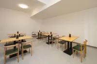 Sea of Clouds at Sun | Leisure and Holiday Courtyard
