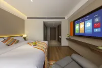 Weicheng Hotel (Qiandongnan Miao and Dong Autonomous Prefecture Leishan County Yongle Road)