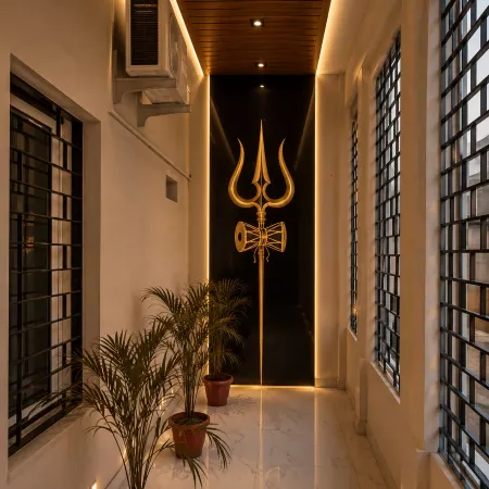 Trishul Inn