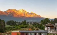 Yiyun Xuan Mountainview | Snow Mountain Golden Sunrise (Baisha Ancient Town) - 2 Yıldız