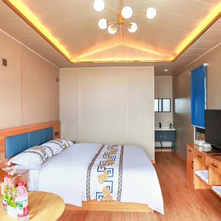Zoige Yunqi Mountain Lodge Homestay