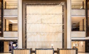 Sheraton Grand Zhengzhou Hotel