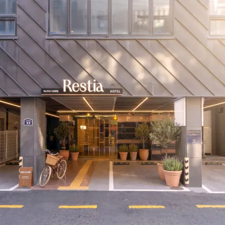 Restia Hotel Suwon Station
