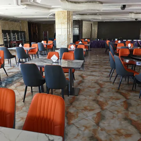 Qi Lian Hotel
