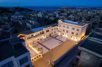 Pingtan Abalone Manor (68 Nautical Mile Scenic Spot) Hotels in Pingtan County
