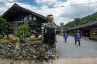 IN WELL HOUSE· Yaoshan Ancient Village - balcon