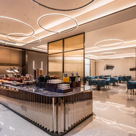Yangzhou Jinghua City Crystal Orange Hotel