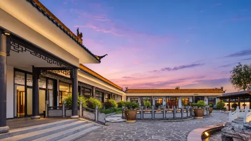 Qi Yun Ge Hotel - Mountain view
