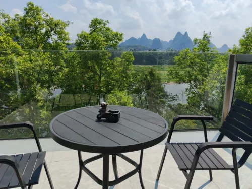 Little Chiang Mai Sky Mirror Store (Yangshuo West Street Longtoushan Wharf Store) - Inns