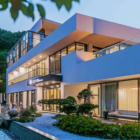 Putuo Mountain Baoning Mountain Residence Hotel