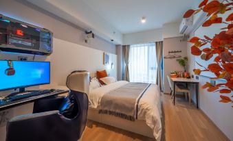 Crosser E-sports Hotel (Dalian Zhongshan Square Branch)