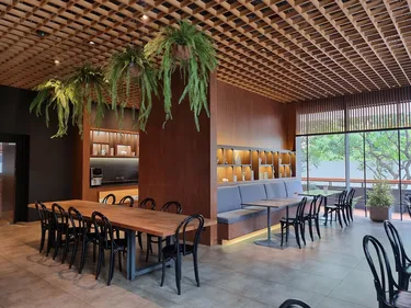 รูปภาพของโรงแรม เออร์บานา หลังสวน