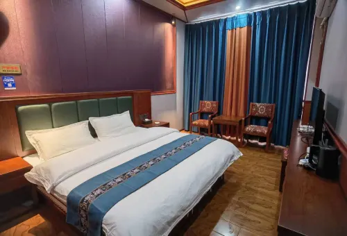 Tsavalon Township Marriott Holiday Inn