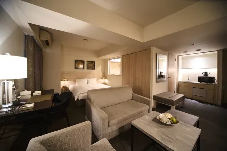 Roppongi Hotel S