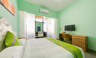 Zhuhai Romantic Full House Theme Apartment (Hengqin)