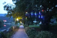 Shitai Yak Jiangjia Inn