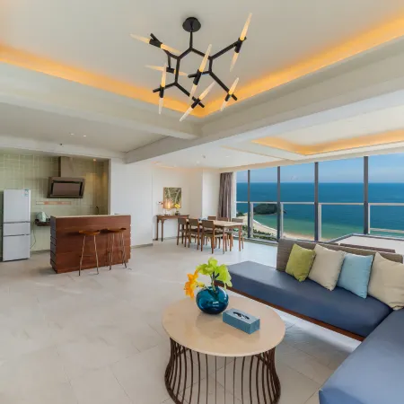 Luoxiang Holiday Apartment (Zhapo Beiluowan Shop)