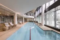Melbourne Lifestyle Apartments - Best Views on Collins