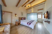 Xingxing Suxu · Snow Mountain Scenic Beauty Stay (The Old Town of Lijiang) -  อินน์