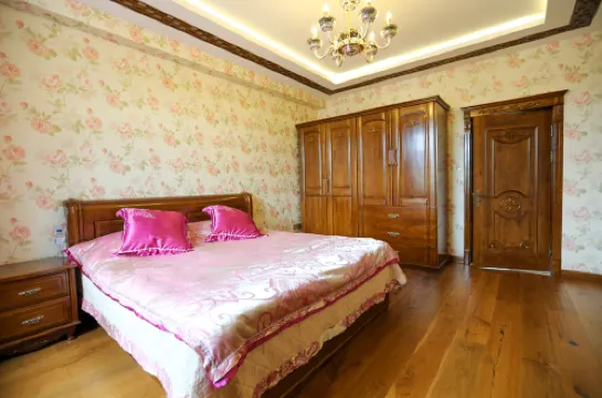 Changbai Hongxiang Entertainment Club