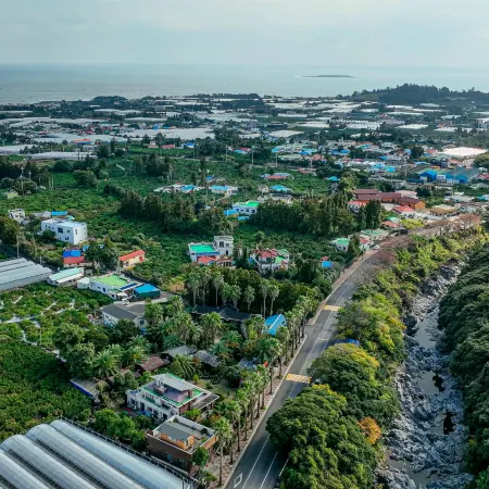 Valley Village Отели рядом с достопримечательностью «Атлетический парк Сусан»