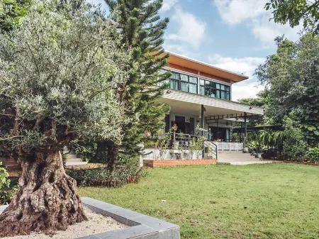 Tantai Eco Farm Stay at Khao Yai Отели рядом с достопримечательностью «Wat Sap Setthi Wanaram»