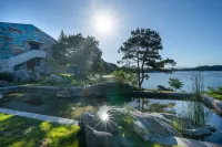 Yanbai Villa Hotels in 