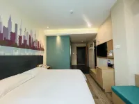 Heng 8 Hotel Chain (Jiaxing Youchegang Swan Lake)