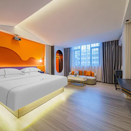 Xiangyu Shiguang Hotel (Puning Liusha People's Park)
