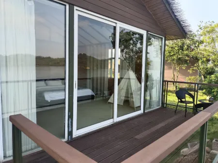 Xihai Xiaoyao Island Homestay