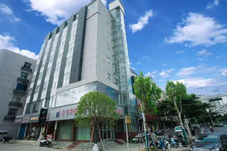 Youjia City Hotel (Changzheng Road) Отели рядом с достопримечательностью «Hubei Institute of Engineering College of Technology»