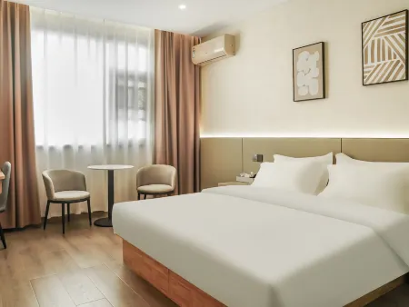 Yunduo Hotel (Jiaozuo West Station) Отели в г. Боай