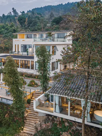 Qiexun·Yeyou Mancao Homestay Отели рядом с достопримечательностью «CPC Chengdu Longquanyi District Committee Party School»