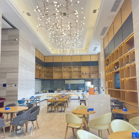 Kyriad Marvelous Hotel (Foshan New City Lecong)