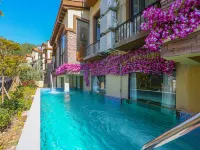 Huizhou Nankunshan Chuyi Designer Parent-child Theme Pool Hot Spring Villa