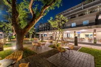 Oakwood Hotel & Apartments Taman Mini Jakarta Hotels near Cijantung Gate Park
