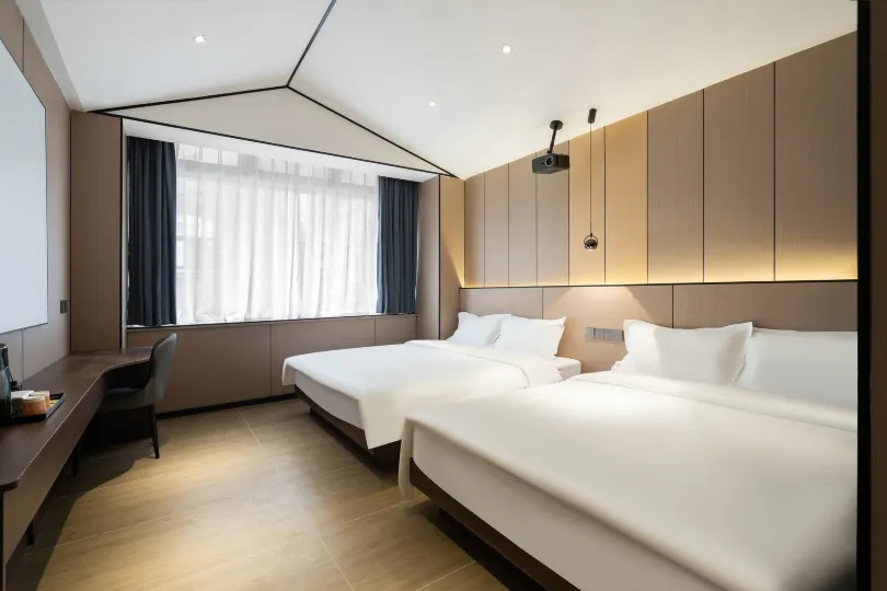 Ibu Hotel (Chongqing Jiefangbei Hongyadong Branch)