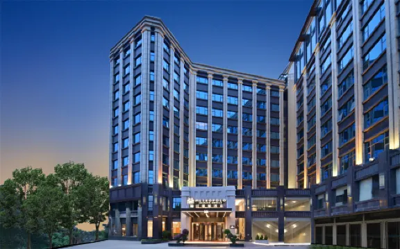 Jinjiang Downtown JJN Airport · Night Marke