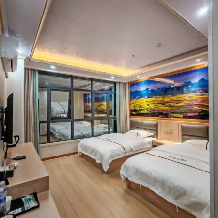 Qinglong Yishang Hotel Отели рядом с достопримечательностью «Anti-war Cultural Square»