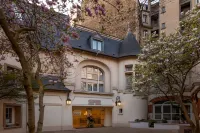 Renaissance Paris Nobel Tour Eiffel Hotel Hotels in Paris