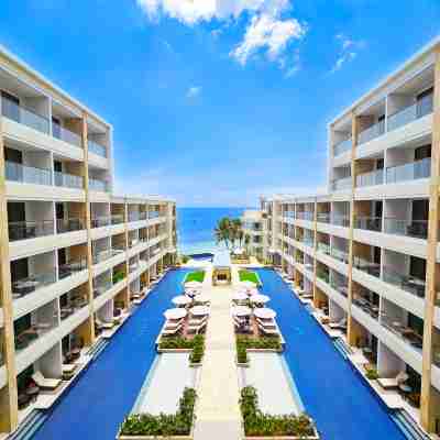 Henann Premier Coast Resort Hotel Exterior