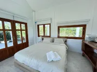 Chan Chun Home Hotels in Thap Sakae