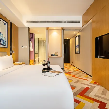 Hefeng Hotel (Ziyang Wanda)