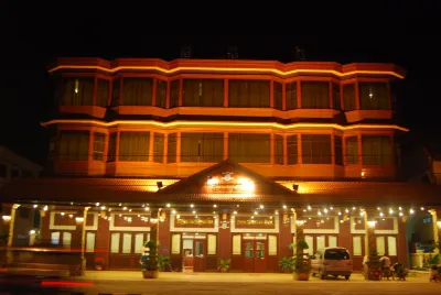 Sengkeo Hotel Hotels near Borgward Laos