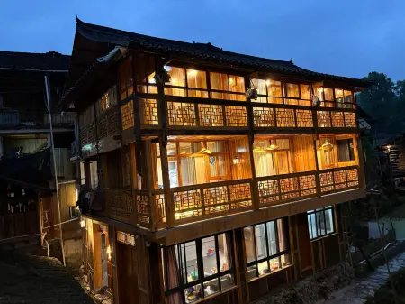 Dali Dongzhai Langshangxi Homestay