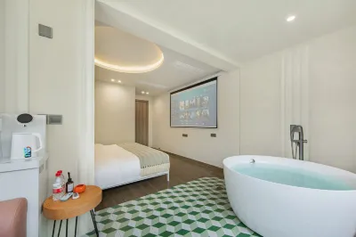 Cloud RAINBOW· Monet Garden · Stream Tracing Resort Homestay Отели в г. Langman Shanchuan Scenic Area