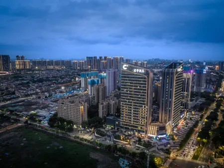 SSAW Boutique Hotel Foshan Qiandenghu Отели рядом с достопримечательностью «Golden Fifa Park»