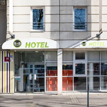 B&B Hôtel Nantes Centre Отели рядом с достопримечательностью «Иль-де-Версаль»