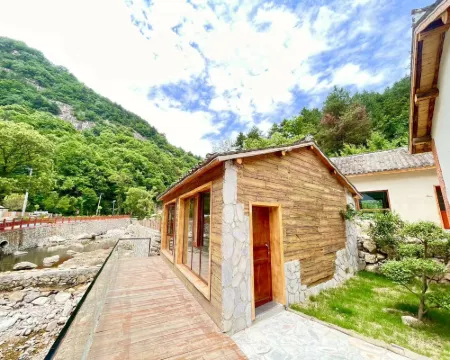 Taomanjia Persimmon Red Hoteles en Lushi