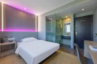 Danfeng Hotel